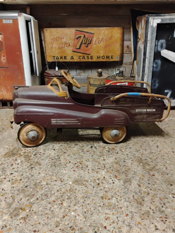 Station Wagon Pedal Car