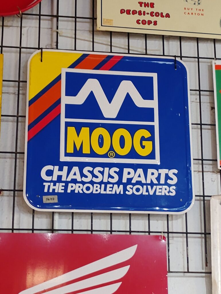 Moog Sign