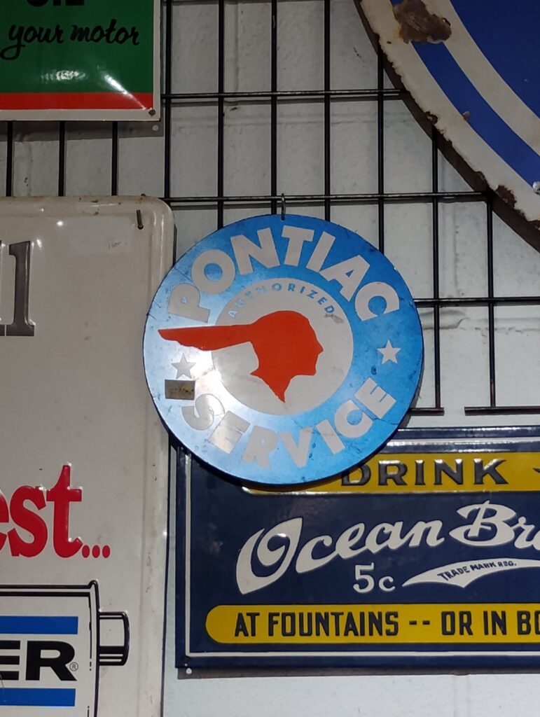 Pontiac Service Sign