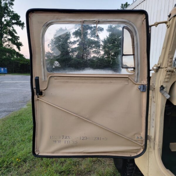2009 AM General M998 - Image 4