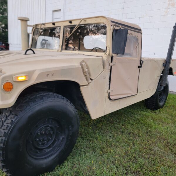 2009 AM General M998 - Image 7