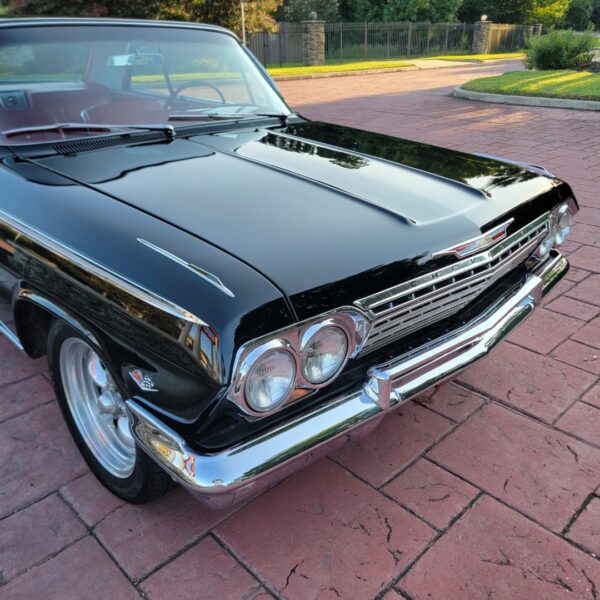 1962 Chevy Impala SS - Image 22