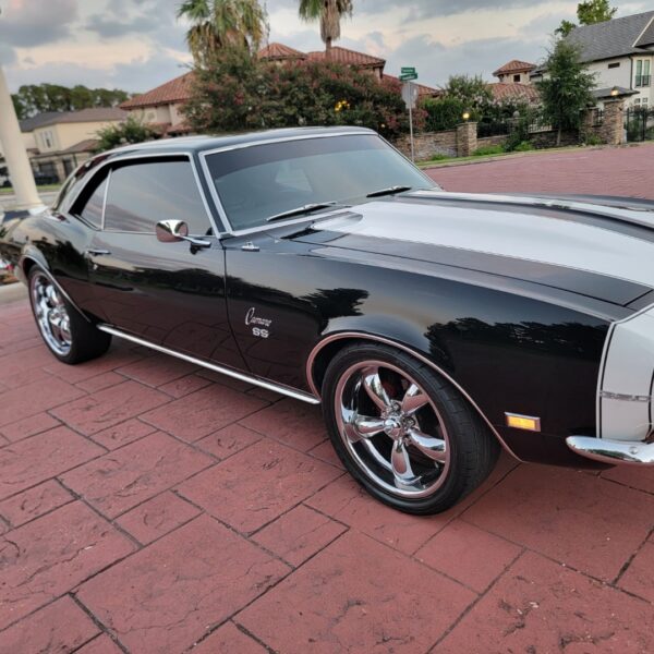 1968 Chevy Camaro SS - Image 10