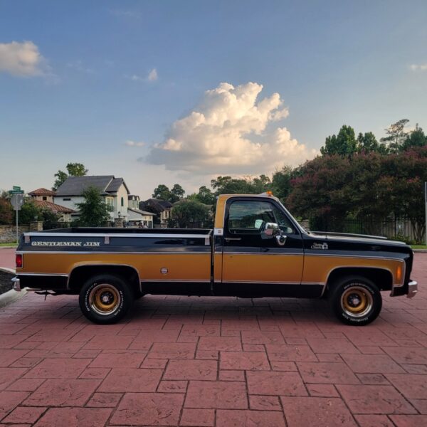 1975 GMC Sierra Classic C15 "Gentleman Jim" - Image 22