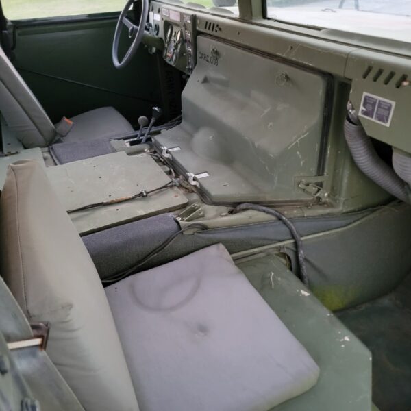1986 AM General M998 - Image 10