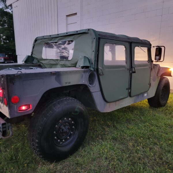 1986 AM General M998 - Image 24