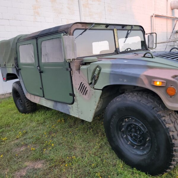 1994 AM General M998 - Image 7