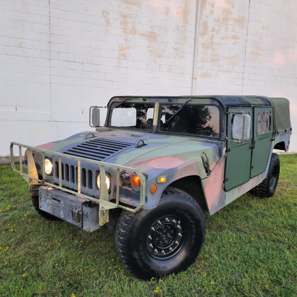 1994 AM General Humvee (M998)