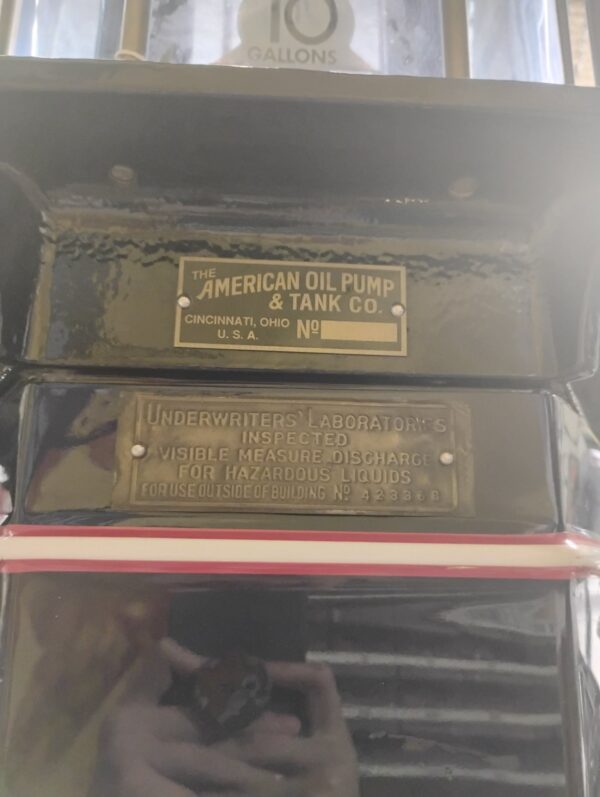 Mobilgas Lighthouse Gas Pump - Image 7