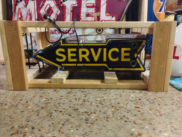 Service Arrow - Image 3