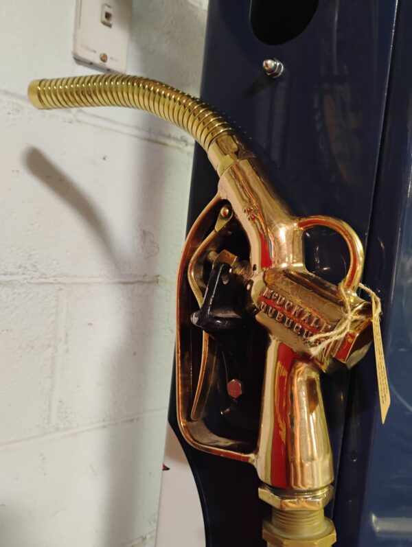 Mobilgas Lighthouse Gas Pump - Image 5