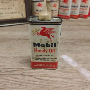 Mobil Handy Oil Can