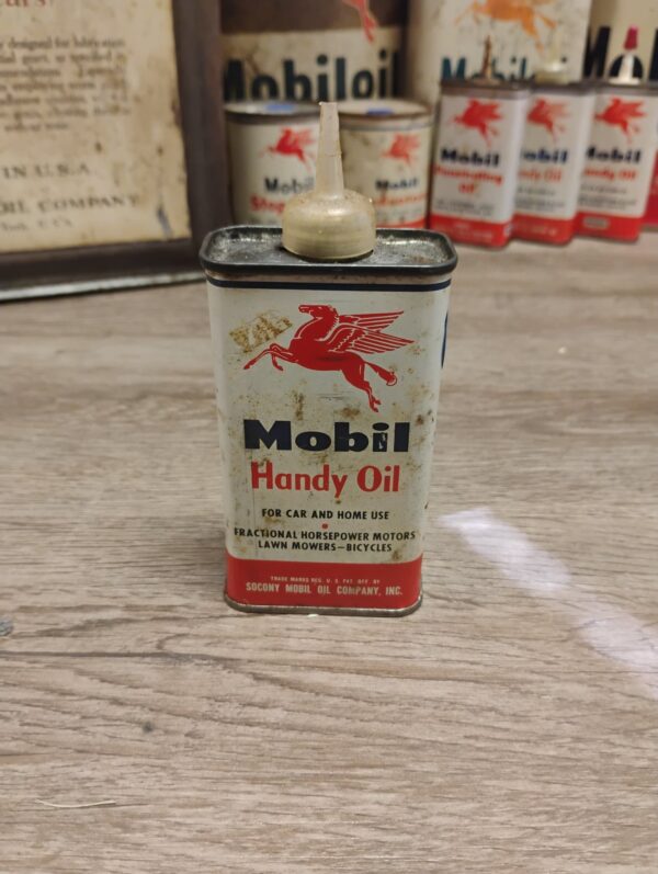 Mobil Handy Oil Can