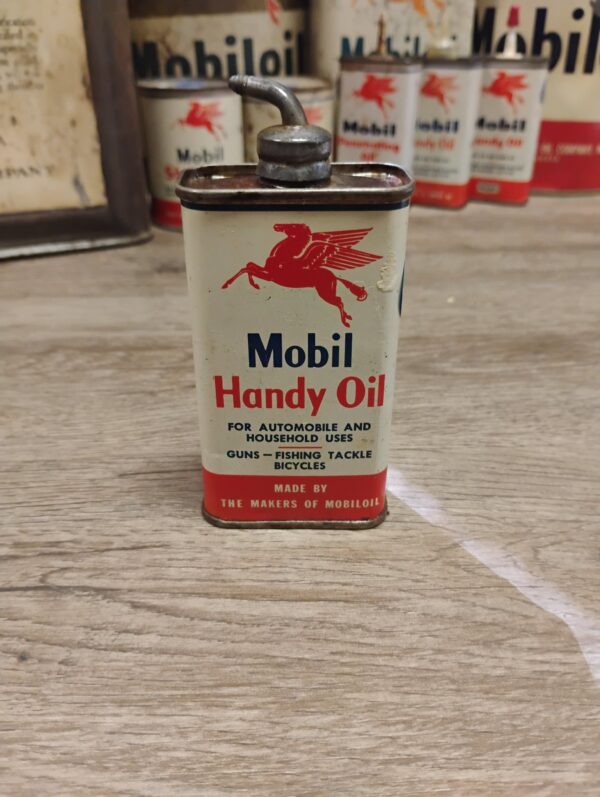 Mobil Handy Oil Can