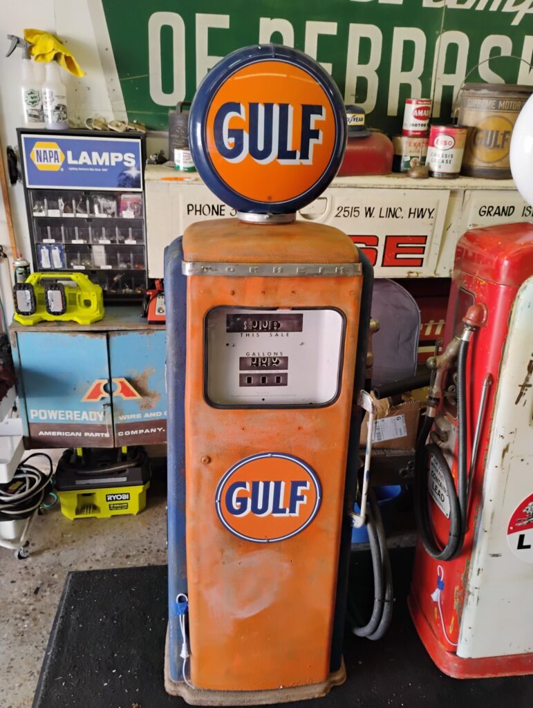 Gulf Gas Pump