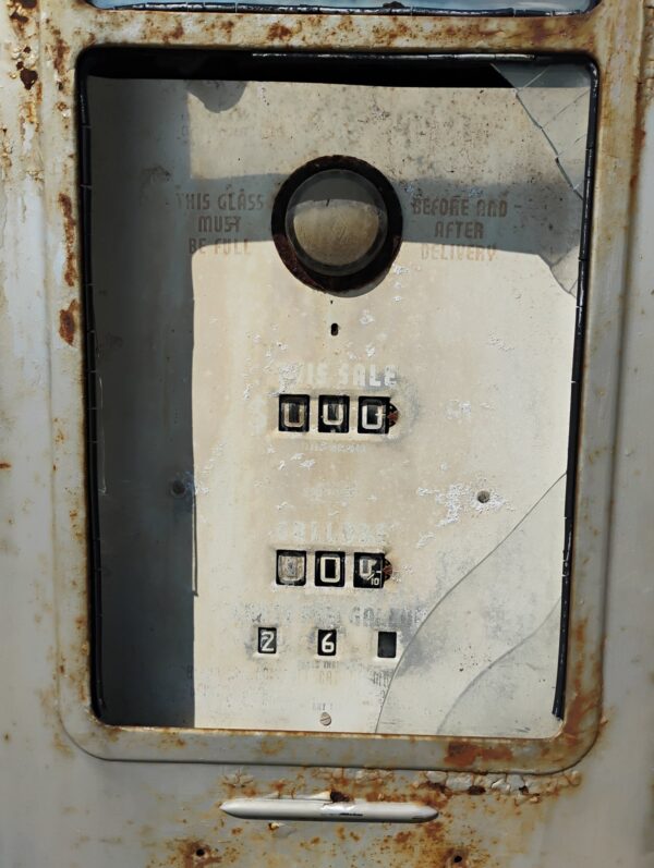 Southwest Gas Pump - Image 2