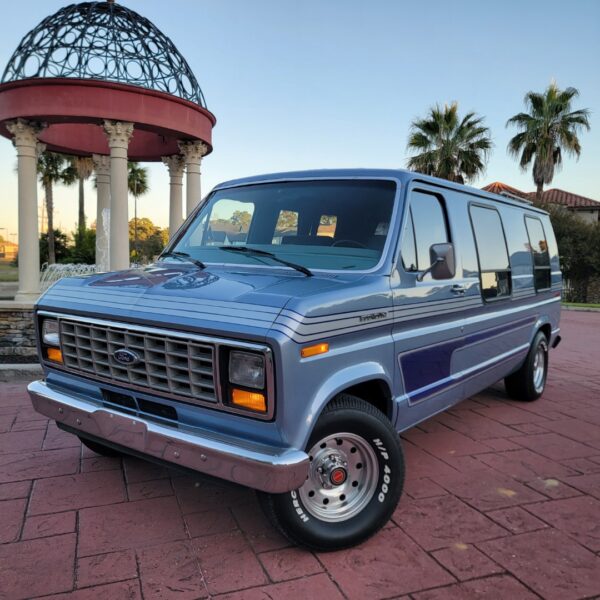 1983 Ford E-100 Econoline