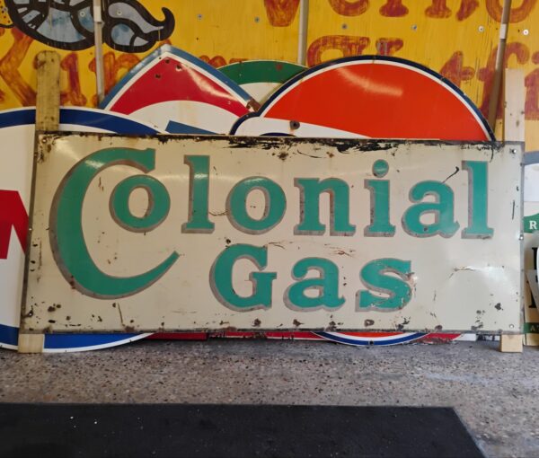 Colonial Gas Sign