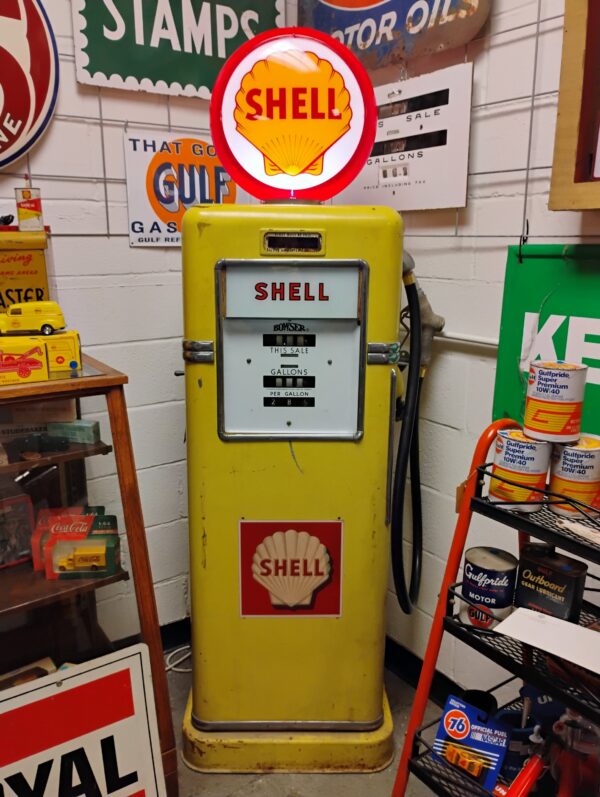 Bowser Shell Gas Pump
