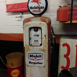 Mobilgas Gas Pump