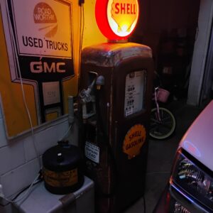 Shell Gasoline Gas Pump