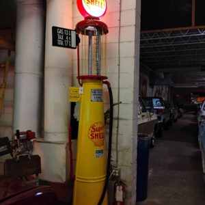 Super Shell Gas Pump
