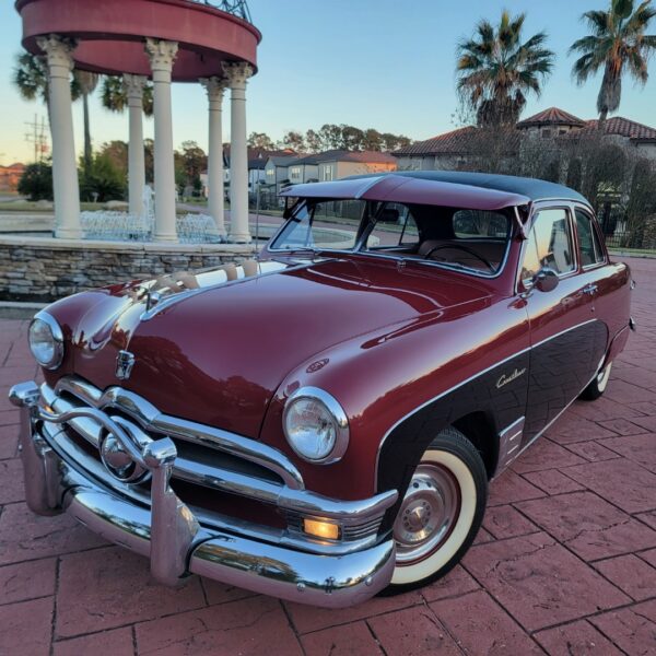1950 Ford Custom Deluxe Crestliner