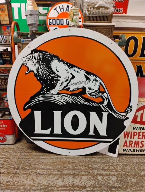 Lions Sign