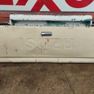 Isuzu Tailgate