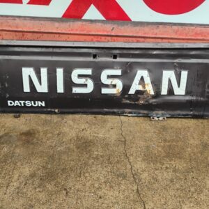 Nissan Tailgate
