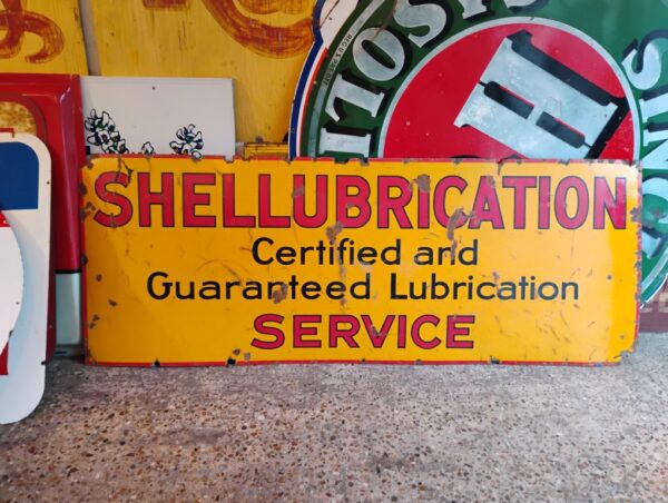 Shellubrication Sign