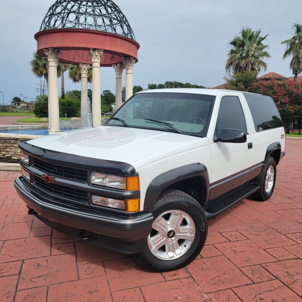 1999 Chevy Tahoe Z71 (2dr)