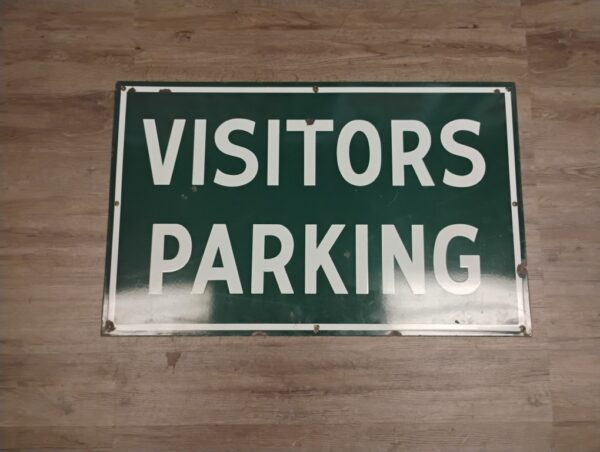 Visitors Parking Sign