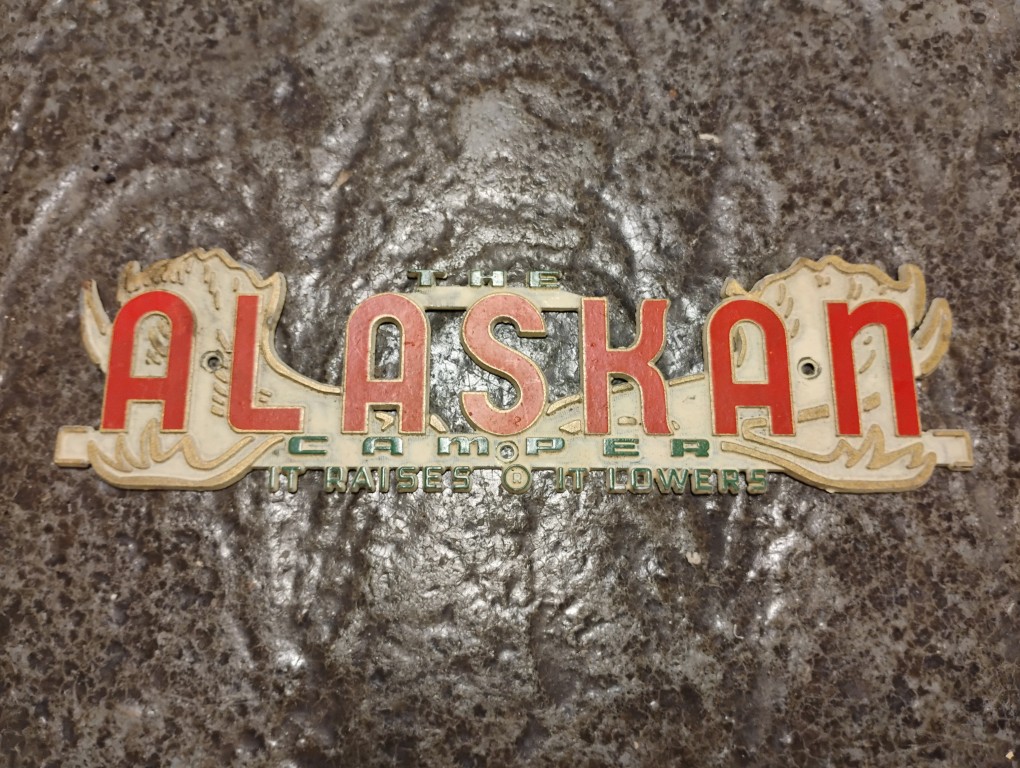 Alaskan Camper Emblem