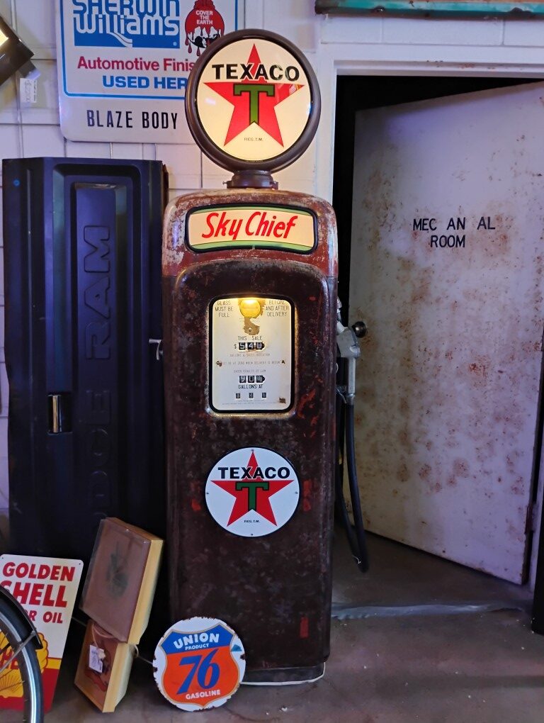 Texaco Sky Chief Gas Pump